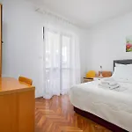 Apartman Ana With Terrace & Pet-friendly *