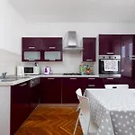 Apartman Ana With Terrace & Pet-friendly Porec