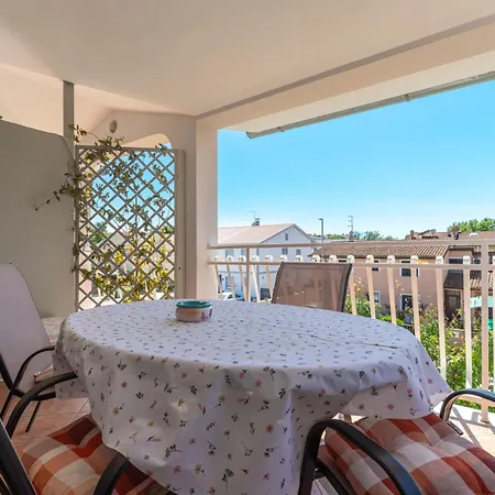 Ana With Terrace & Pet-friendly شقة