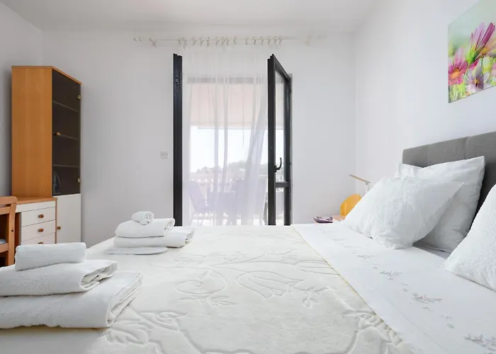 شقة Ana With Terrace & Pet-friendly