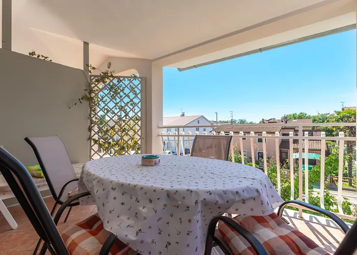 Ana With Terrace & Pet-friendly شقة